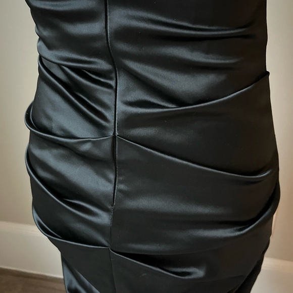 Nicole Miller Collection sexy black satin ruched pencil dress - Picture 6 of 12